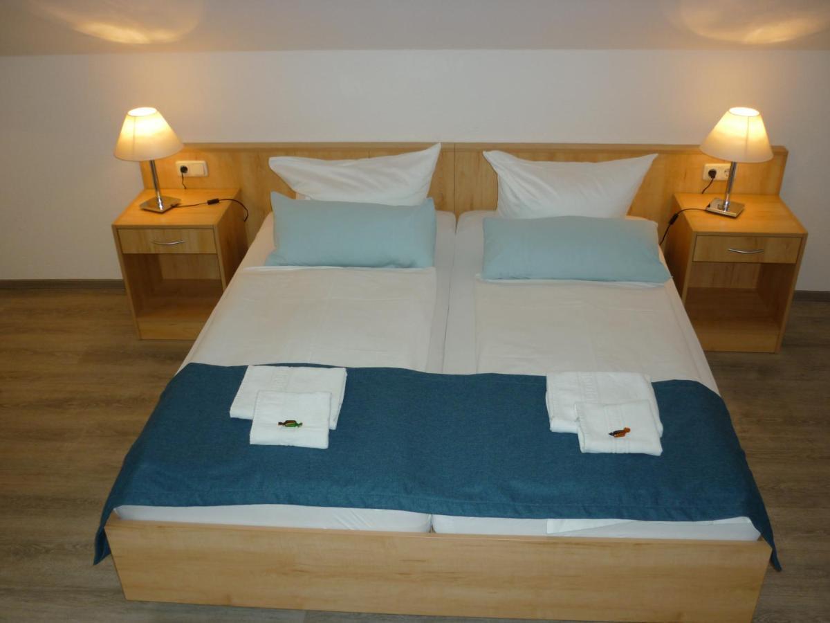 Pension Zum Leuchtturm Bastorf Екстер'єр фото