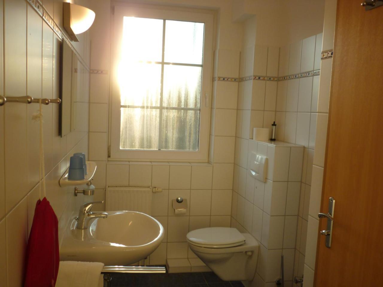 Pension Zum Leuchtturm Bastorf Екстер'єр фото