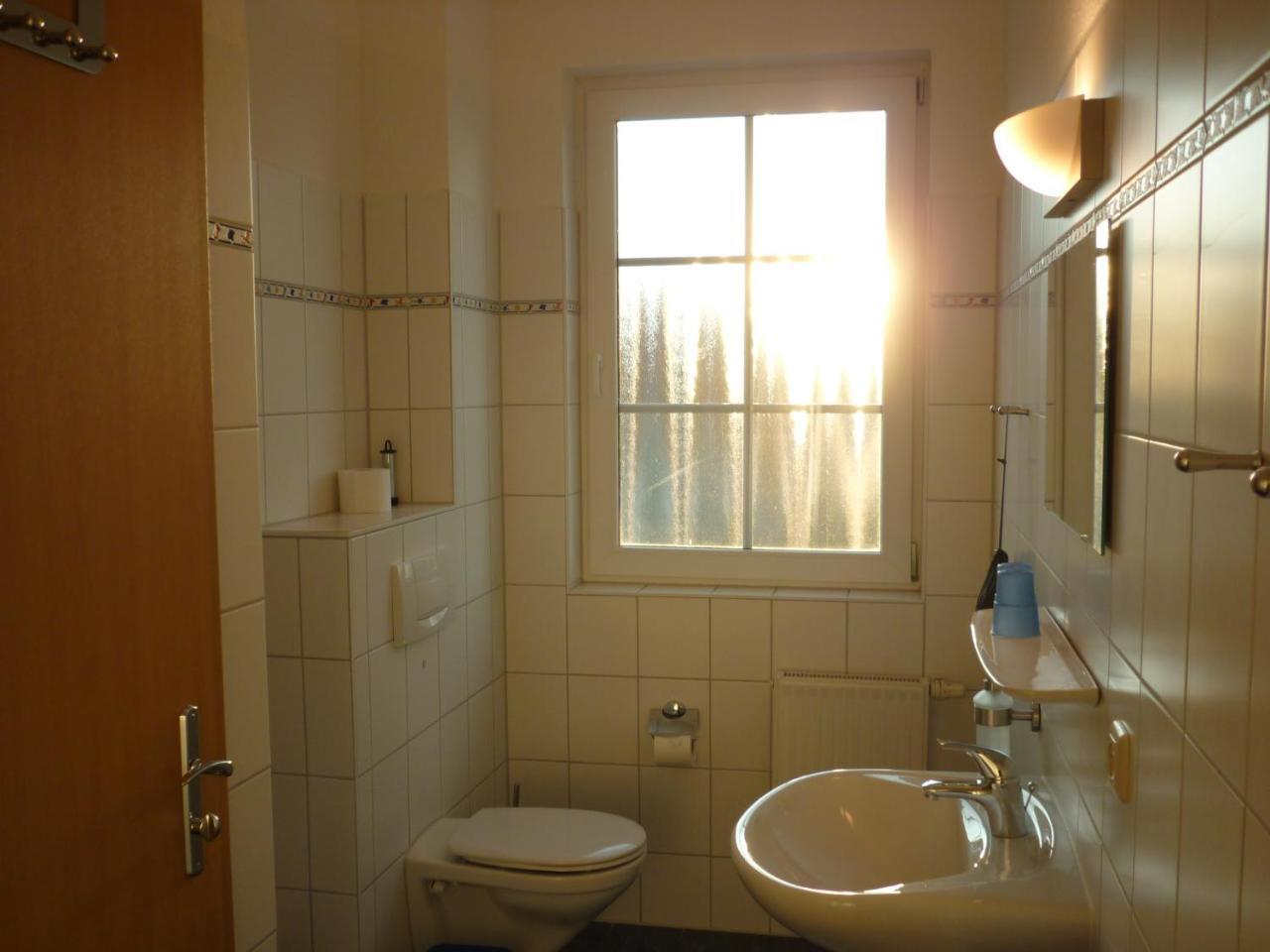 Pension Zum Leuchtturm Bastorf Екстер'єр фото