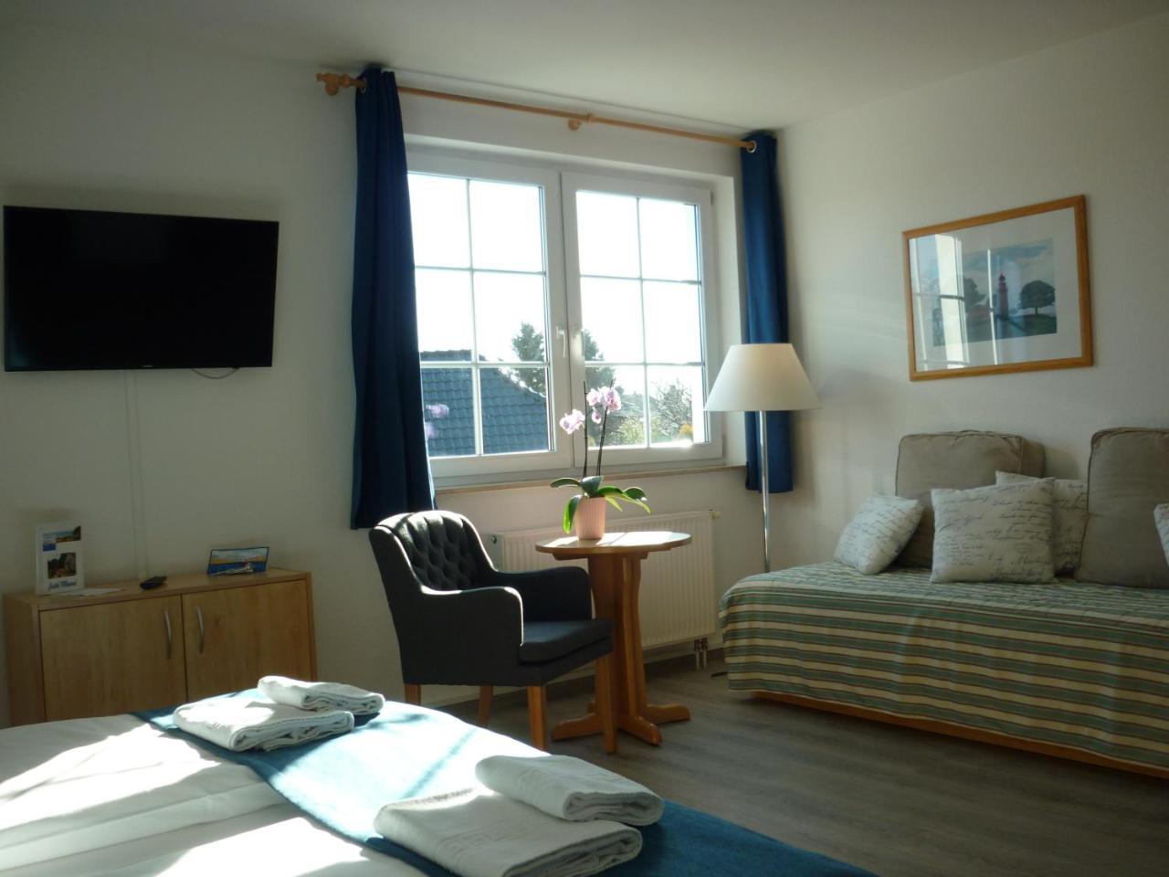 Pension Zum Leuchtturm Bastorf Екстер'єр фото